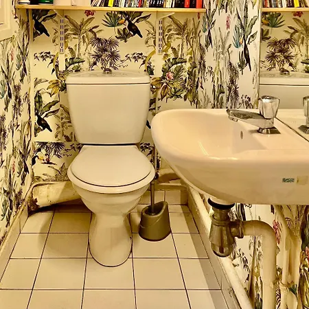 Party Of 6!! Arc De Triomphe *